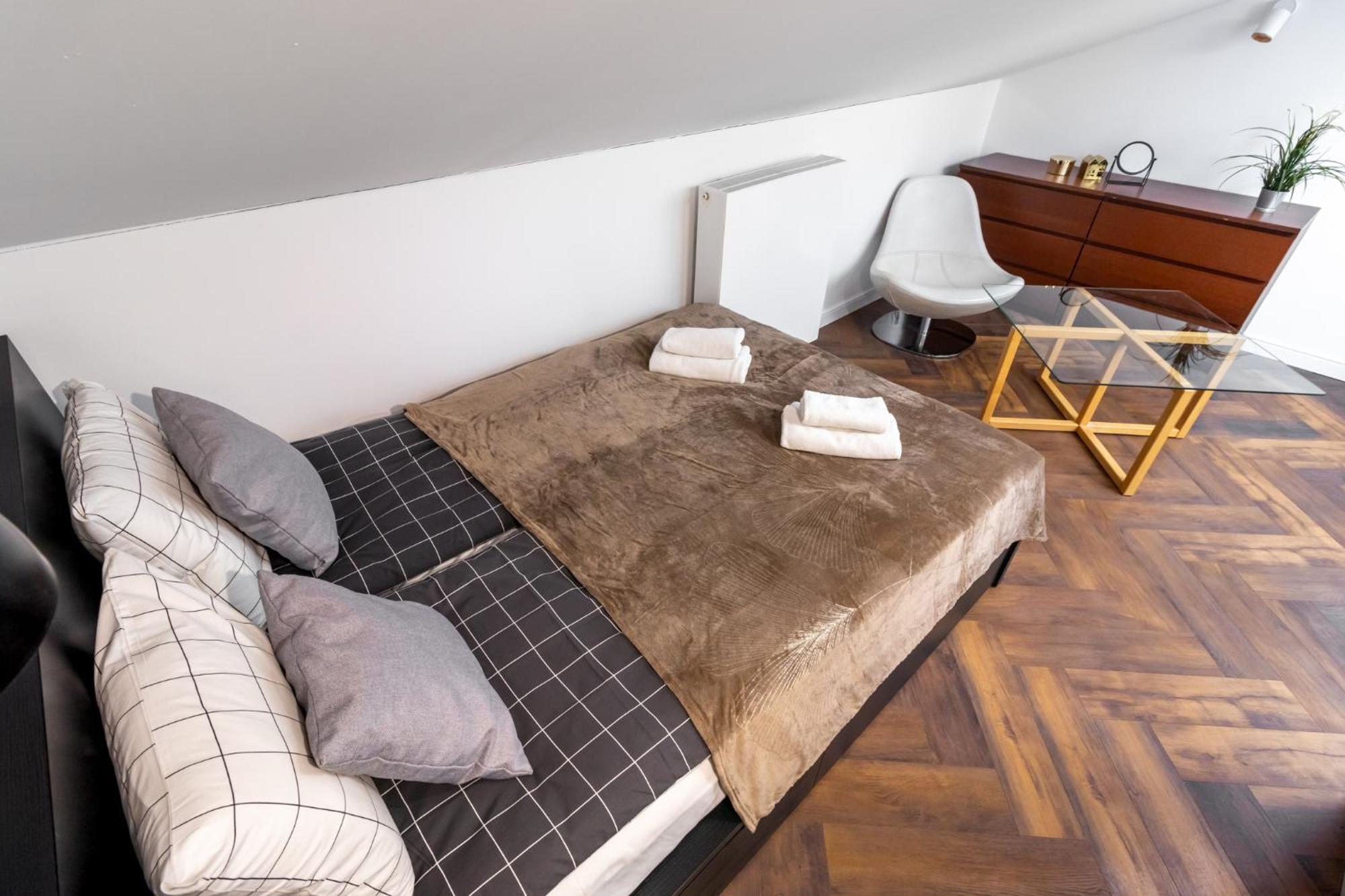 Close-Golden Apartments Warsaw&Marcinkowskiego ภายนอก รูปภาพ
